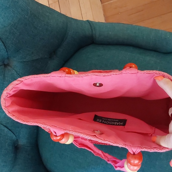 Madison 88 Pink Woven Straw Tote Bag Wood Beaded Fabric Handles Beach Sz.Medium - Picture 7 of 8